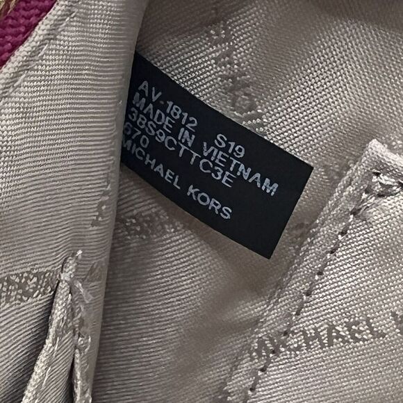 Michael Kors Jet Set Python Print Crimson Red Black Leather Wristlet $158 NWOT - Picture 9 of 12